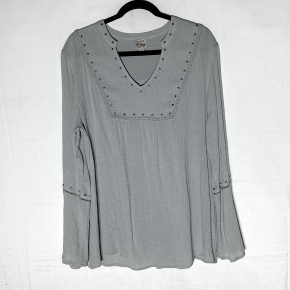 SOLD-Como Vintage Light Grey V Neck Bell Sleeve Flowy Boho Blouse XL